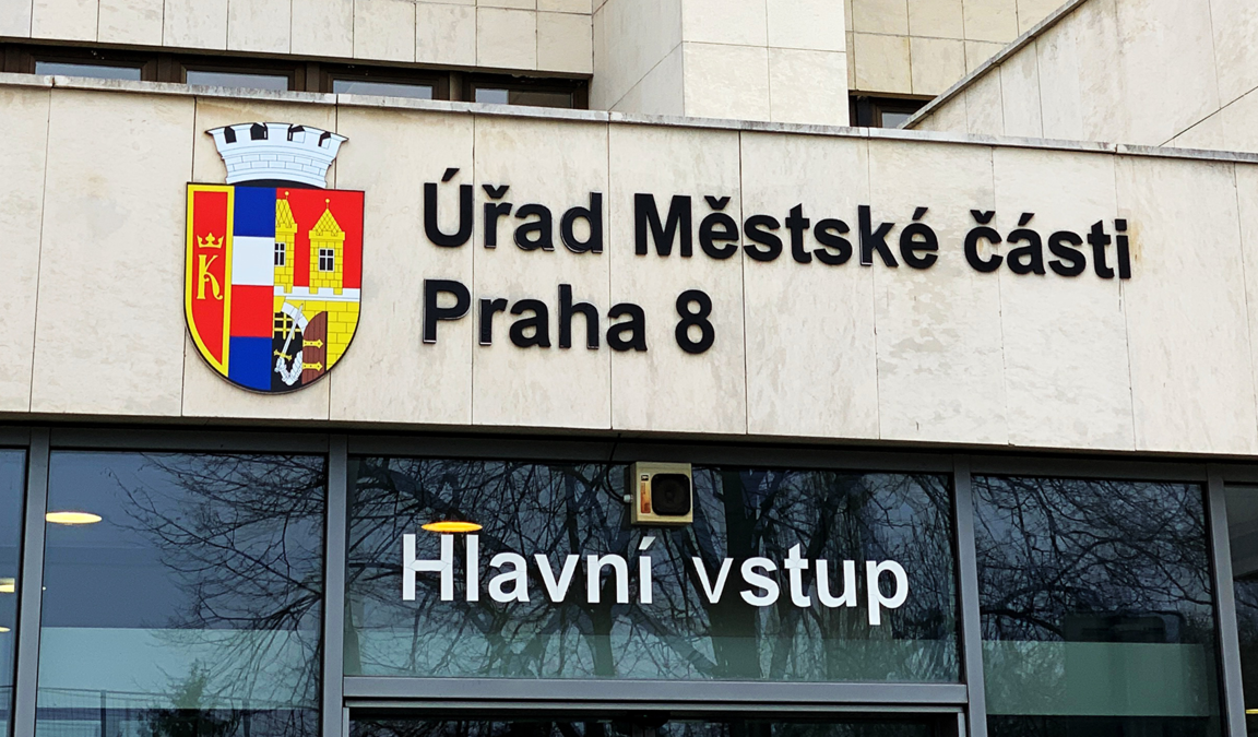 Zastupitelé v karanténě se budou moci účastnit zastupitelstva on-line