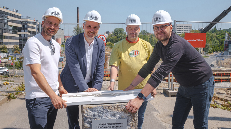 Nový Libeňák začíná růst ze země, začala další etapa výstavby mostu