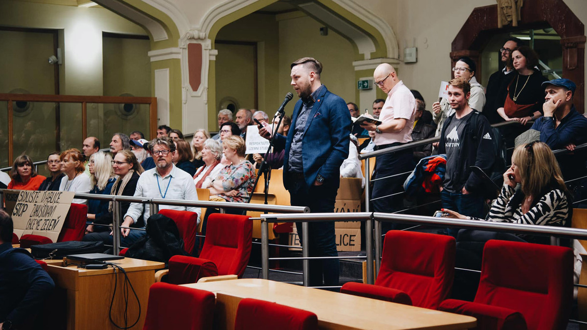 Zastupitelstvo rozhodlo, hlavní město bude jednat o směně ďáblických Včel