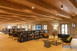 lowituv-mlyn-knihovna2