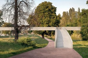 lavka-holesovice-holka