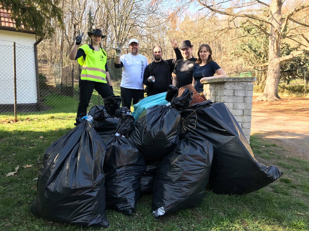 Please provide an image description to comply with best practices for accessibility.